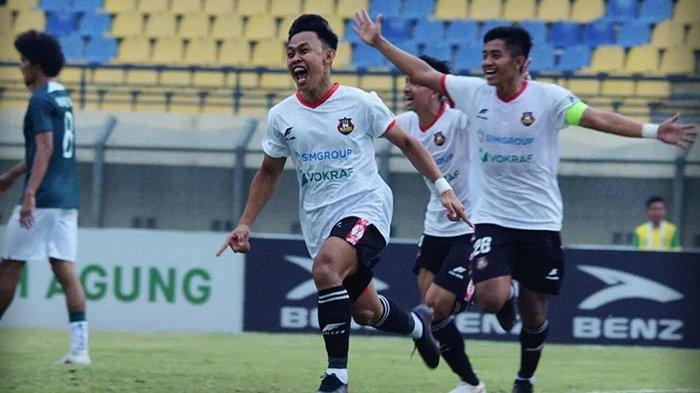 Nhận định Semen Padang vs Karo United, 18h30 ngày 6/12: Tân binh thăng hoa - Ảnh 3