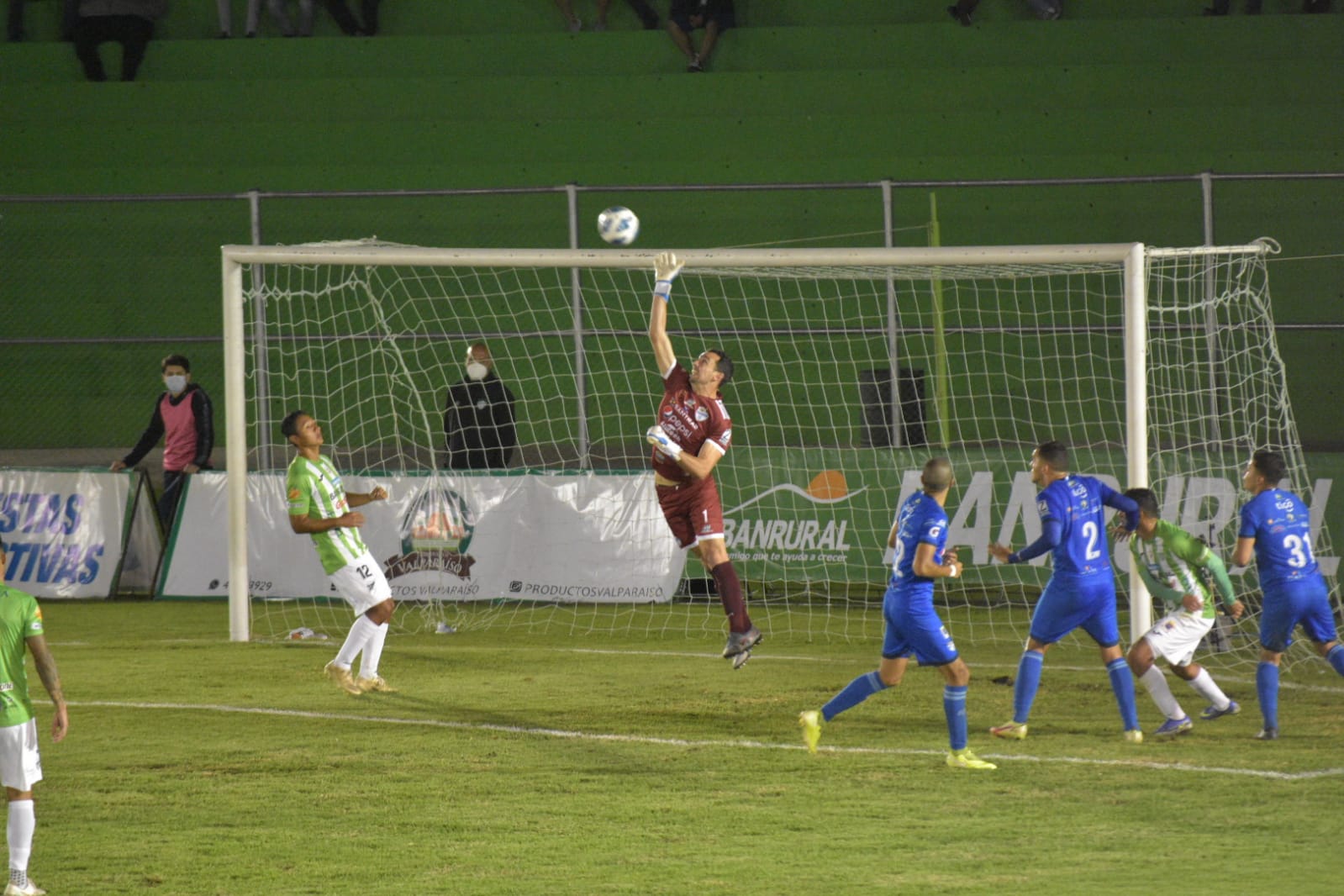 Nhận định Antigua vs Coban Imperial, 7h00 ngày 19/12: Hòa là vô địch - Ảnh 3
