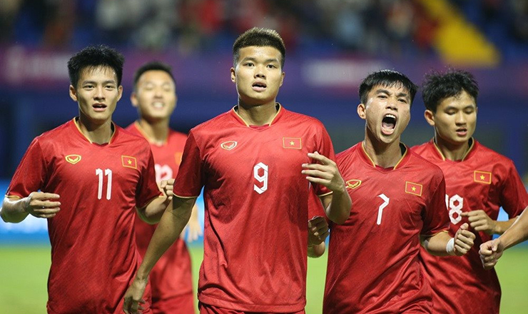 Nhận định Việt Nam vs Hồng Kông, 19h30 ngày 15/6: Rồng vàng bay cao - Ảnh 3