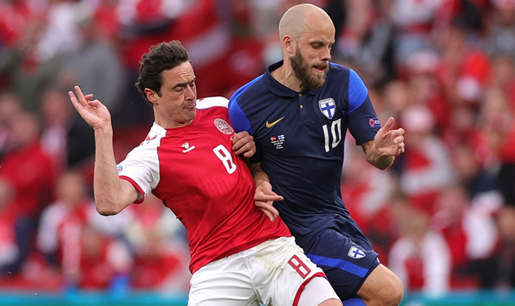 Soi kèo phạt góc Phần Lan vs Slovenia, 23h00 ngày 16/6 - Ảnh 1