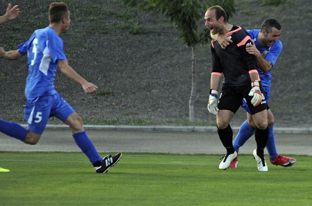 Trận cầu v&agrave;ng h&ocirc;m nay: Penybont vs Santa Coloma, 0h30 ng&agrave;y 14/7	 - Ảnh 2