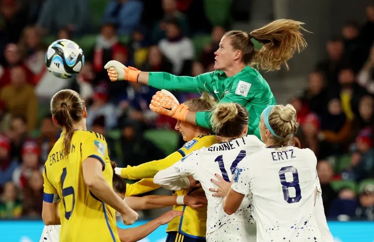 Soi kèo phạt góc Nữ Nhật Bản vs Nữ Thụy Điển, 14h30 ngày 11/8		 - Ảnh 1