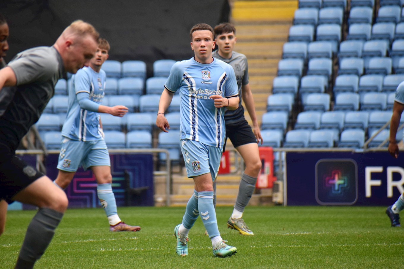 Lật tẩy nh&agrave; c&aacute;i h&ocirc;m nay: U21 Ipswich vs U21 Coventry, 19h00 ng&agrave;y 5/9	 - Ảnh 1