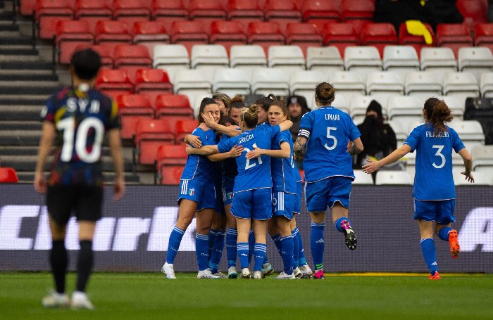 Soi kèo phạt góc  Nữ Nam Phi vs Nữ Italia, 14h ngày 2/8		