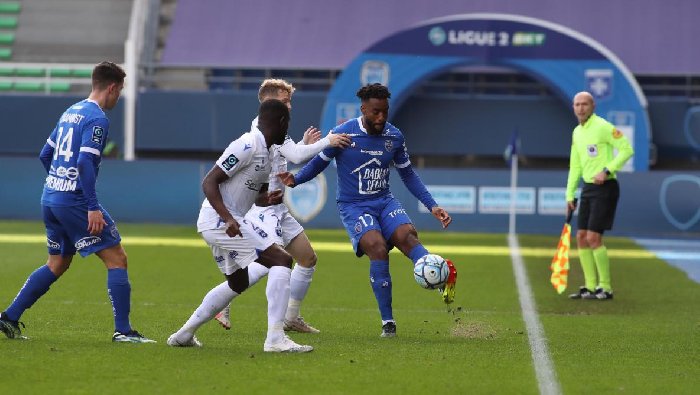 Link trực tiếp Troyes vs Auxerre, 3h ngày 5/11, Ligue 1 2022/23