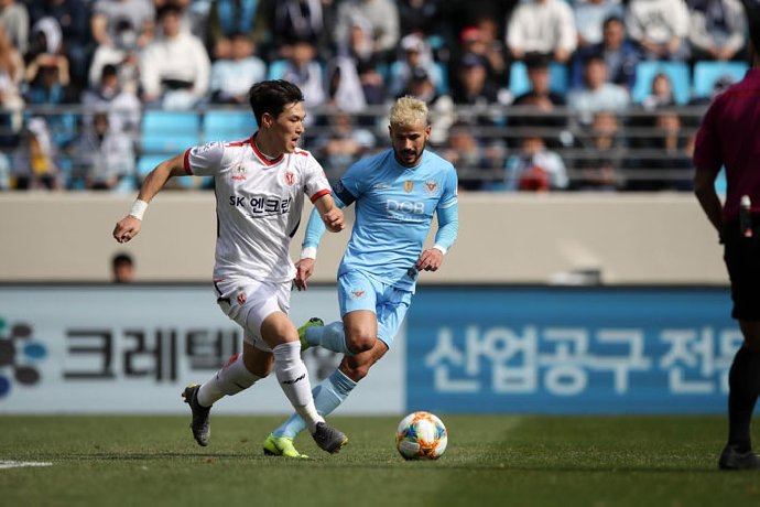 Nhận định Jeju United vs Daegu FC, 02h00 ngày 18/8: Chia điểm