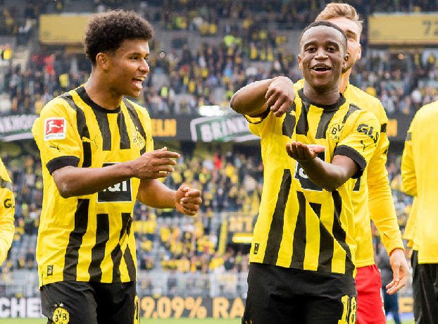 Link trực tiếp Monchengladbach vs Dortmund, 02h30 ngày 12/11, Bundesliga 2022/23