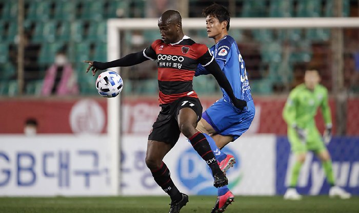 Trận cầu vàng hôm nay: Suwon Bluewings vs Pohang Steelers, 17h30 ngày 12/7