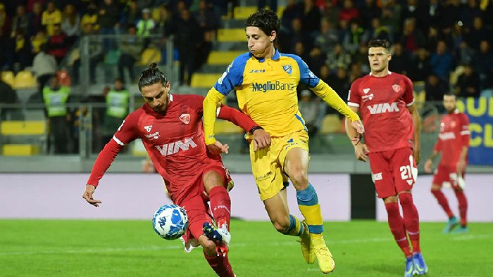 Nhận định Frosinone vs Pisa, 2h30 ngày 12/12: Xây chắc ngôi đầu