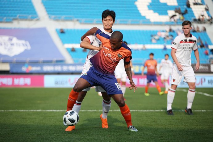 Lật tẩy nhà cái hôm nay: Gangwon vs FC Seoul, 17h30 ngày 15/7