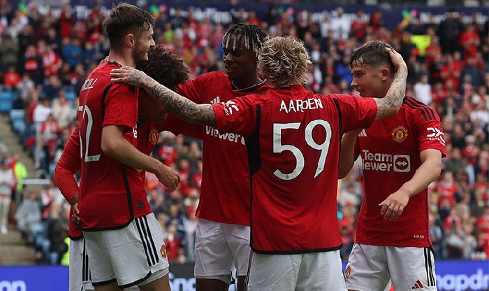 Soi kèo hiệp 1 MU vs Lyon, 20h00 ngày 19/7