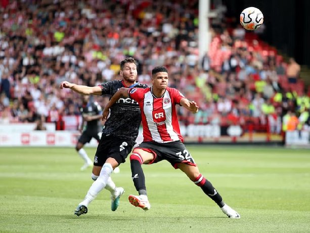 Soi kèo phạt góc Nottingham vs Sheffield United, 1h45 ngày 19/8