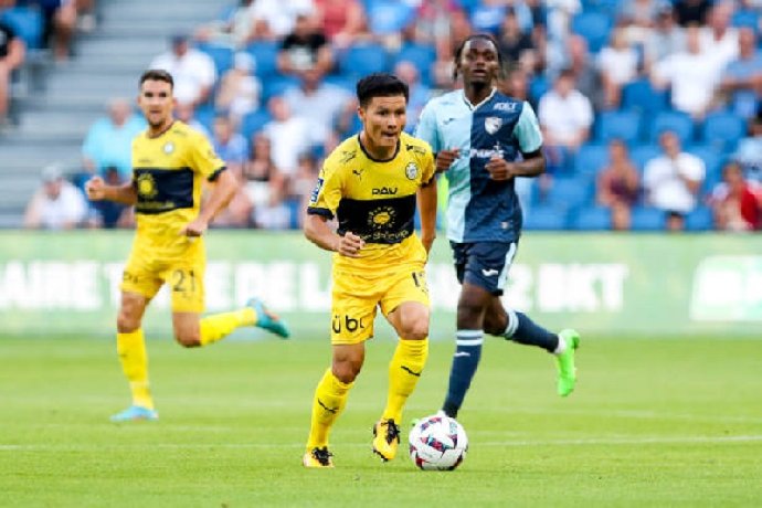 Link trực tiếp Pau FC vs Sochaux: Chờ đợi Quang Hải