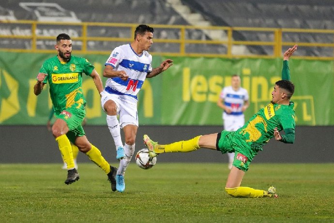 Kèo thơm ngày 26/4: Xỉu bàn thắng NK Osijek vs Istra 1961