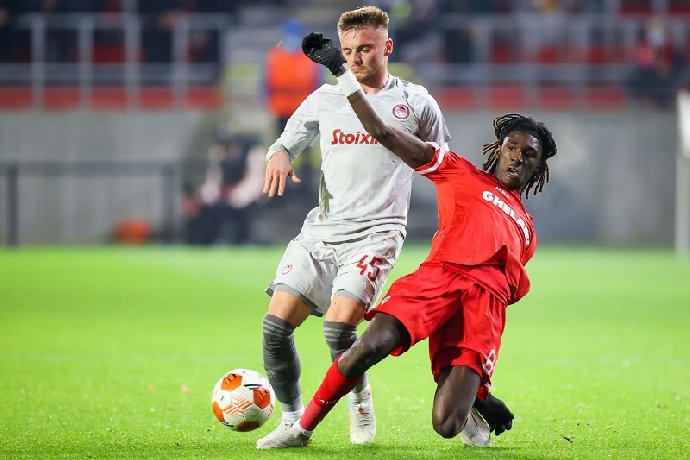 Soi kèo thơm Olympiacos vs Apollon Limassol, 02h00 ngày 25/8: Đặt cửa chủ nhà