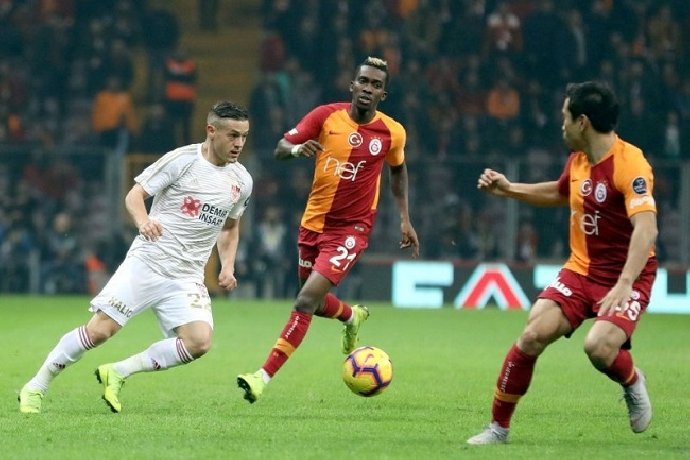 Soi kèo thơm Galatasaray vs Istanbulspor, 23h00 ngày 25/12: Cửa trên sáng giá